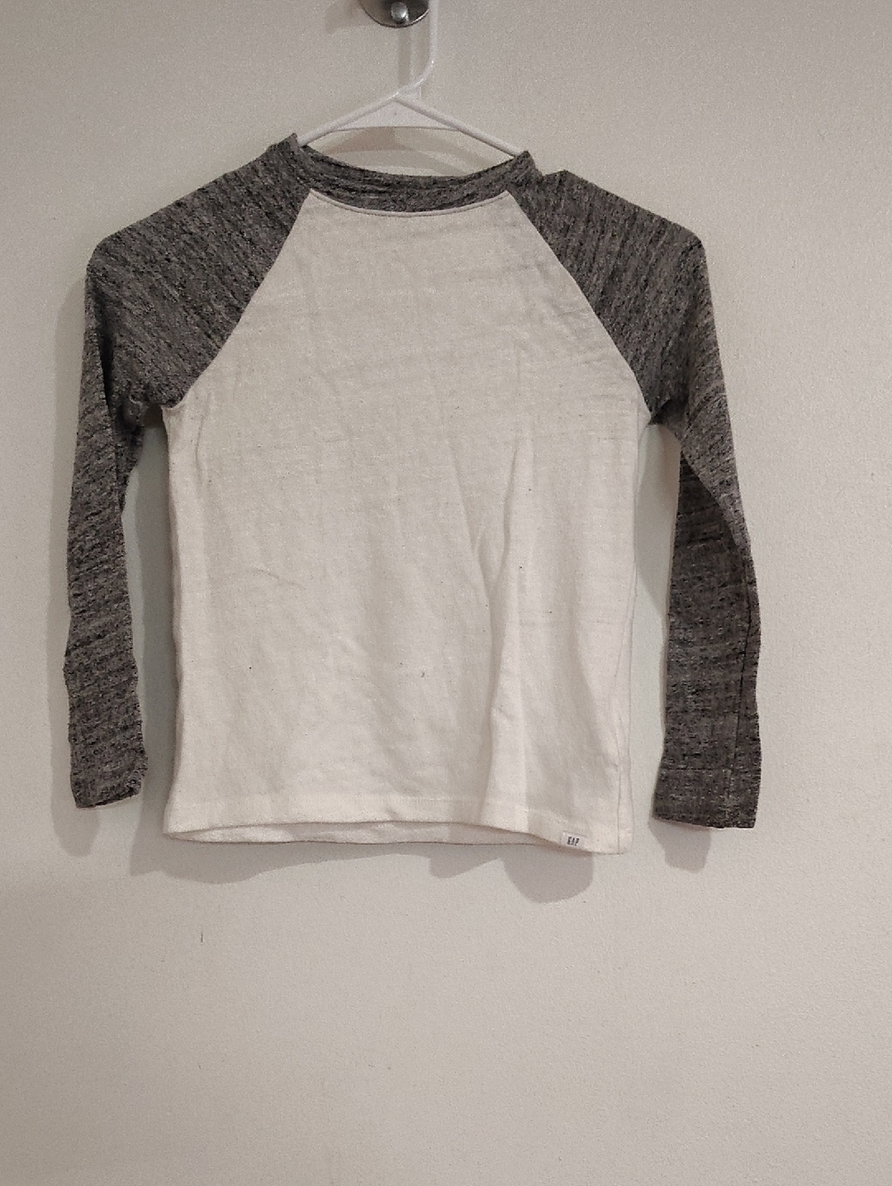 GAP Kids Long Sleeve Raglan Tee - White & Gray